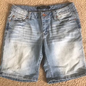 Knee length shorts